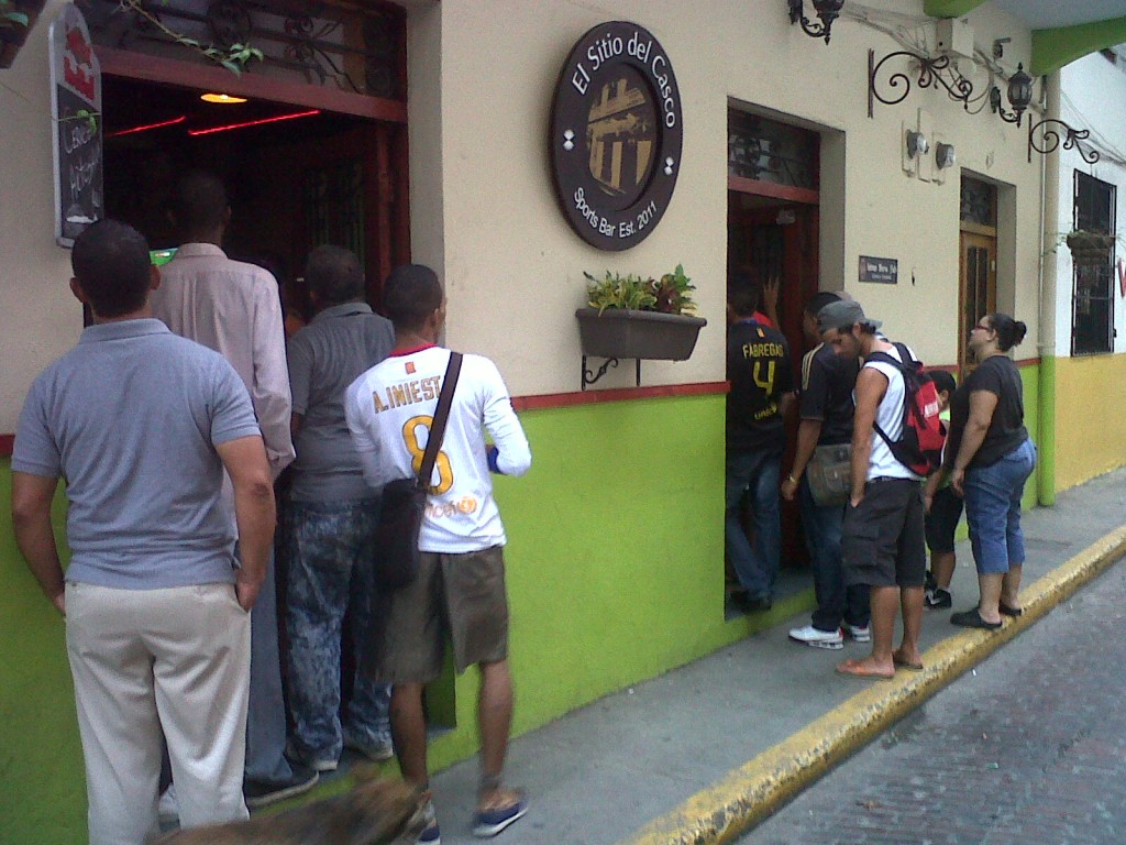 Casco Viejo sports bar