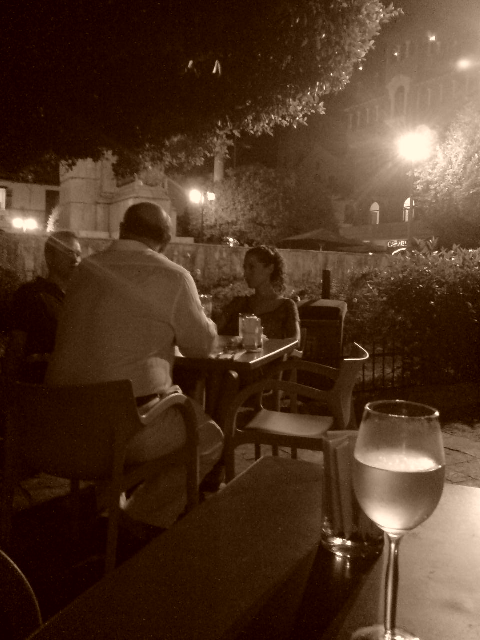 casco-antiguo-nightlife-sepia Casco Antiguo relaxing evening