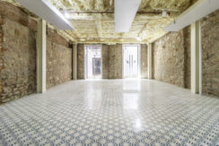 Santa Familia - Local 4-04