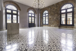 For Sale/ For Rent: Luxury Corner Apartment with Balcony in Casa Garay