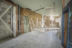 For Rent: Unique Commercial Space in Jeronimo