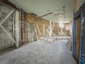 For Rent: Unique Commercial Space in Jeronimo