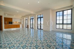 For Rent: Elegant 3-Bedroom Apartment with Balcony in Santa Familia For Rent: Elegant 3-Bedroom Apartment with Balcony in Santa Familia