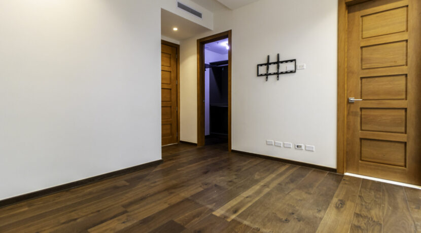 Santa Familia - Apto D302-08